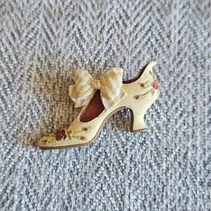 1/$5 or 3/$10 S.L. Clough Vintage Mini High Heel Brooch Pin